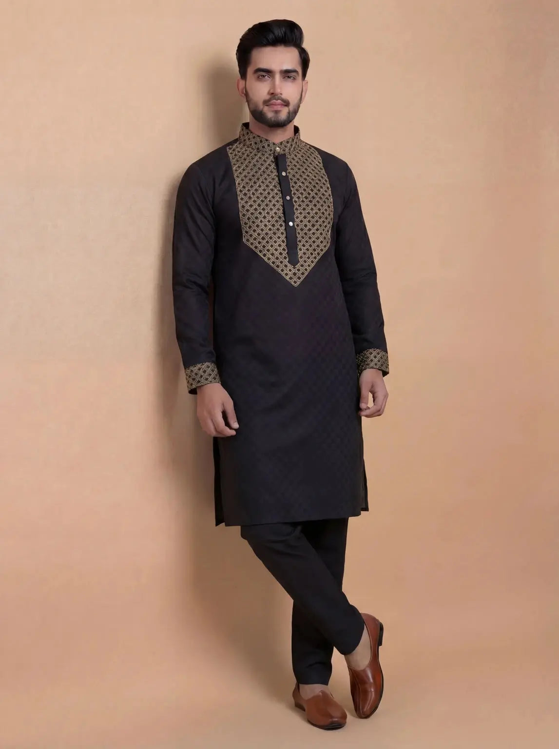 Men’s black kurta with contrast geometric-patterned yoke and cuffs